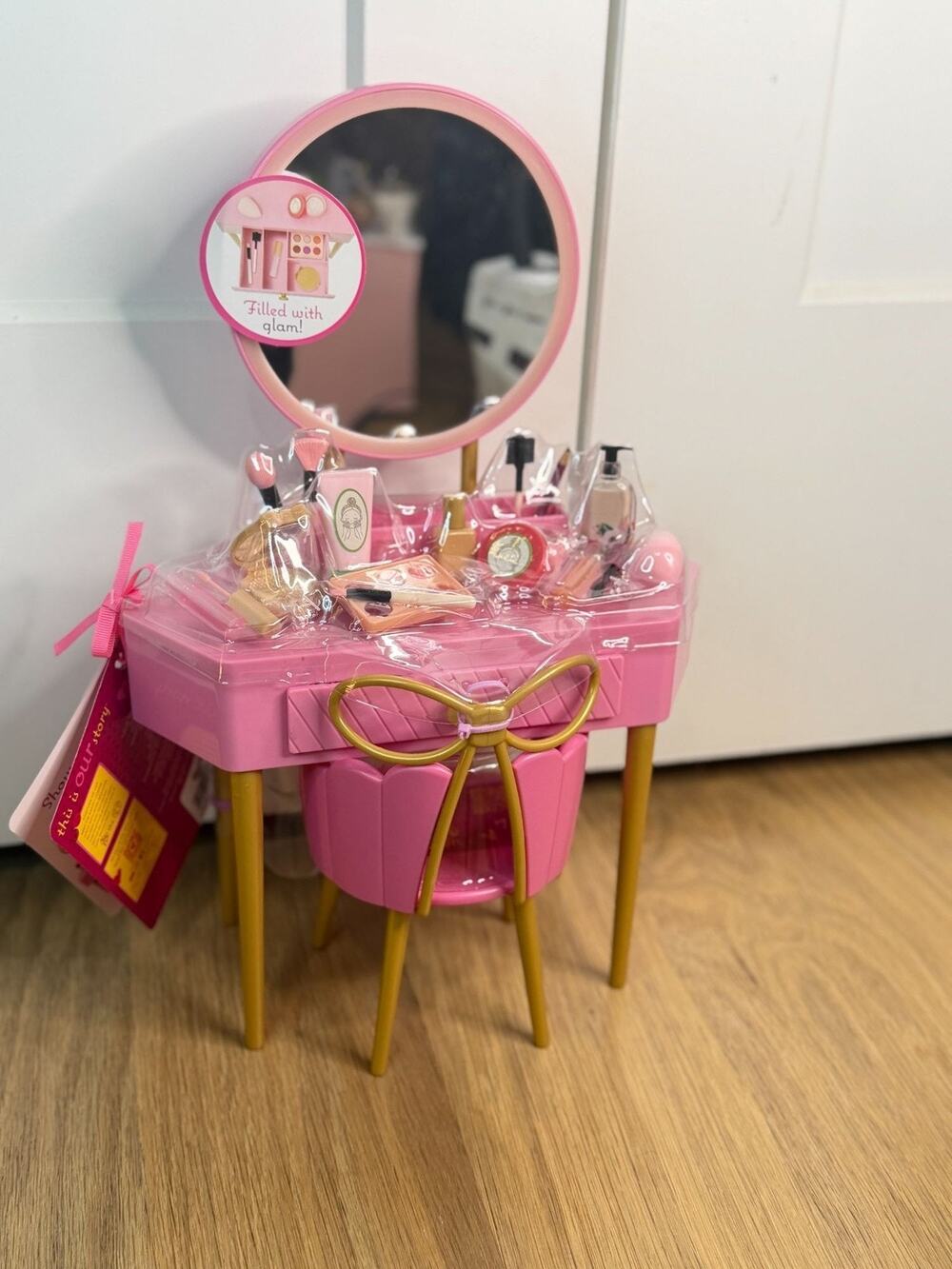 Our Generation Vanity Table and Chair Doll Furniture Set Accessories Playset NEW